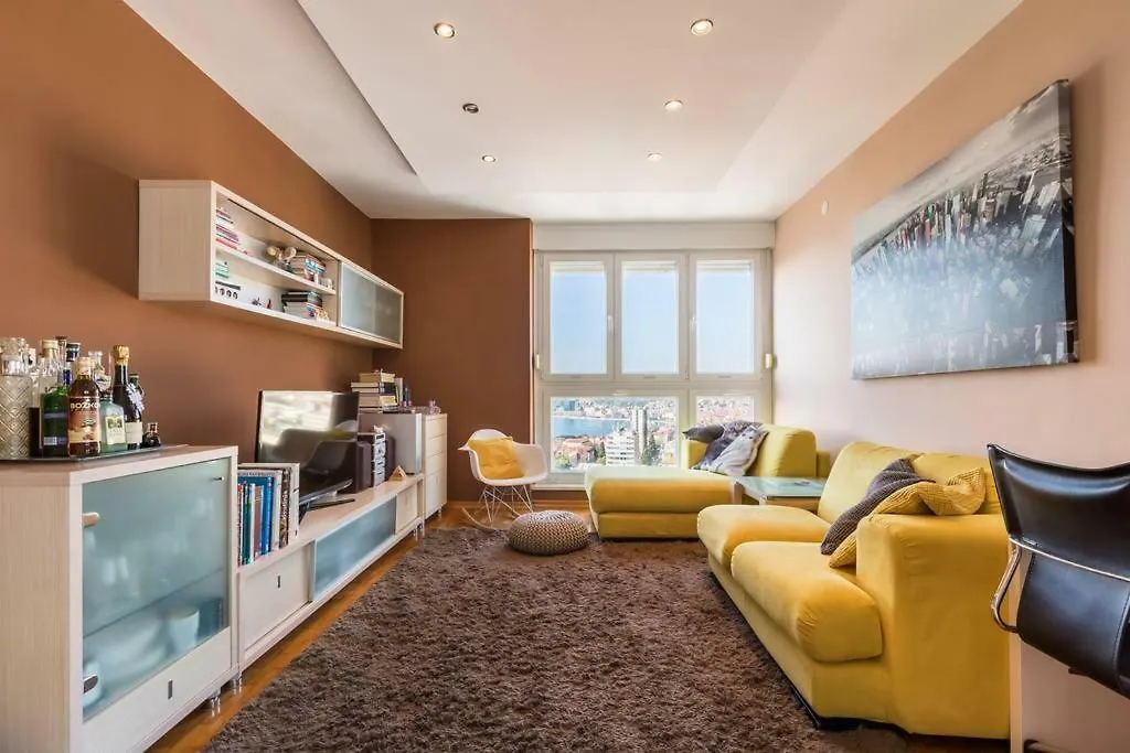 Apartment Penthouse Ema Split